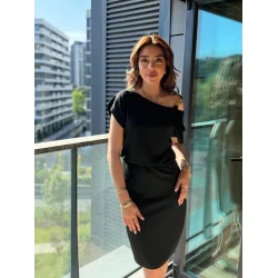 Kadın Kısa Kollu Tek Omuz Askı Ve Aksesuar Detay Beli Lastikli Krep Elbise