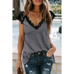 Kadın Kısa Kollu V Yakalı Dantelli Süprem Bluz