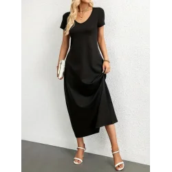 Kadın Kısa Kollu Yakası Yuvarlak Cepli Viskon Elbise