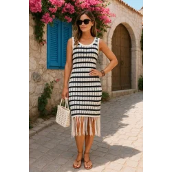 Kadın Kolsuz V Yaka Eteği Püsküllü çizgi Desen Triko Elbise