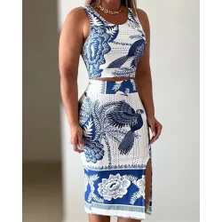 Kadın Sıfır Kollu Yuvarlak Yaka çiçekli Desenli Süprem Crop Ve Yırtmaçlı Etek Ikili Takım