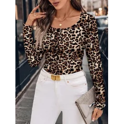 Kadın Uzun Kollu Kruvaze Yakalı Dantelli Kısa Viskon Bluz