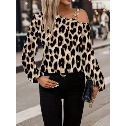 Kadın Uzun Kollu Tek Omuzu Açık Tokalı Leopar Desenli Modal Bluz