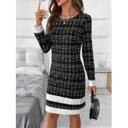 Kadın Uzun Kollu Yuvarlak Yaka Etek Ucu şerit Detaylı Kısa Dokuma Elbise