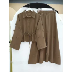 Kolları Ve Eteği Çiçekli Beli Bağcıklı Gömlek Etek İkili Modal Takım  -Kahve