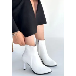 Mişha Beyaz Cilt Topuklu Bot