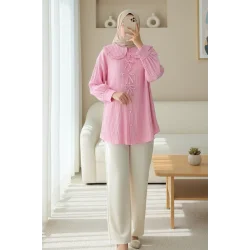 Önü Kurdele Detaylı Düğmeli Önlük Yaka Gömlek -Pembe