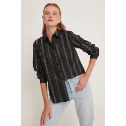 Siyah Çizgili Varak Desenli Gömlek 20253