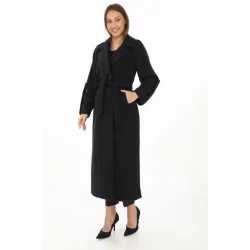 Uzun Kaşe Kaban – Yünlü Dokuma Kaşmir Kumaş, Kruvaze Yaka, Kuşaklı Astarlı Tesettür Uyumlu Şık Kışlık Siyah Model - Siyah