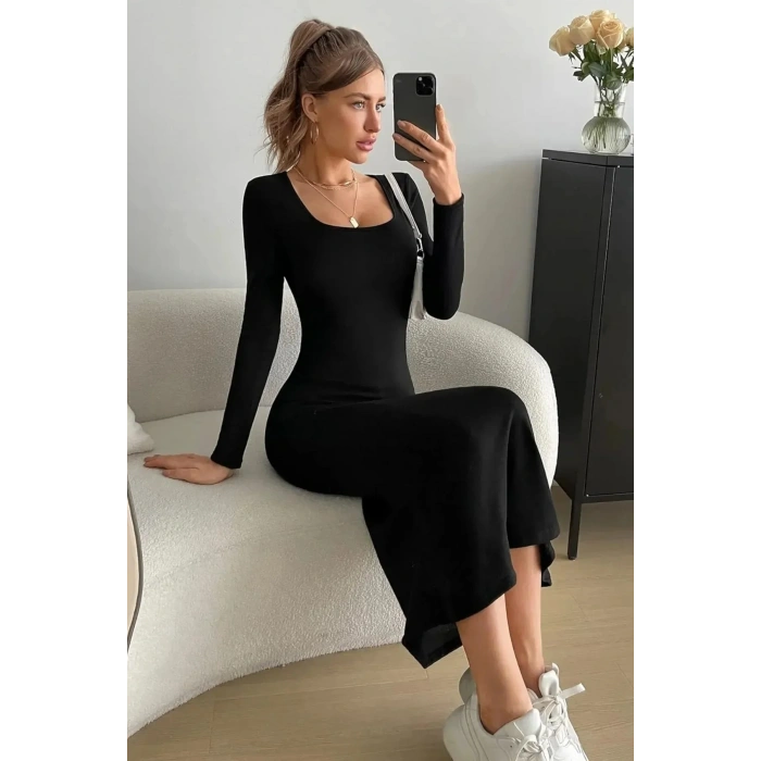 Siyah Kare Yaka Uzun Kollu Likralı Maxi Uzun Elbise