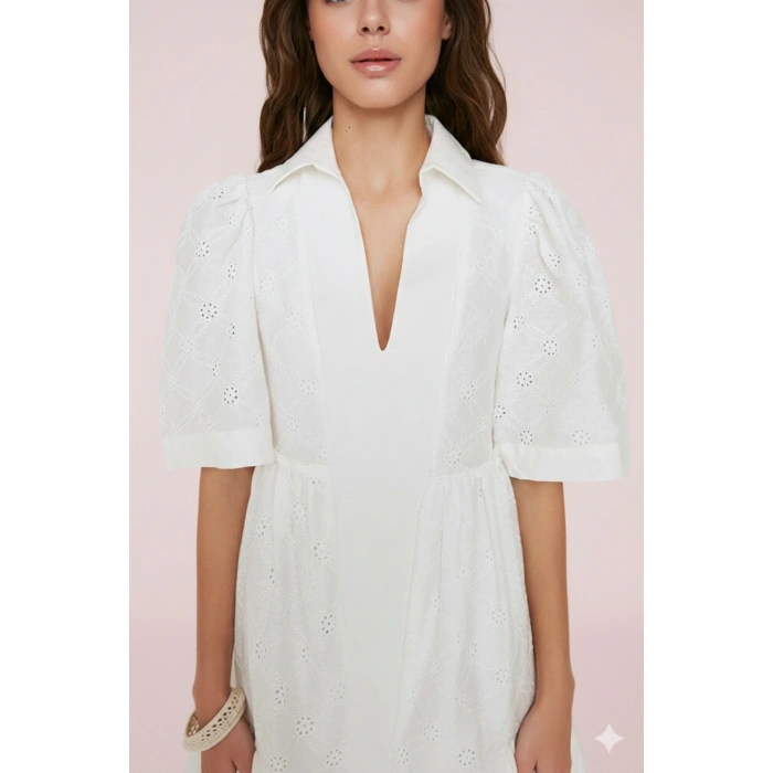 Beyaz Skater/Belden Açılan Brode Mini Astarlı Dokuma Elbise