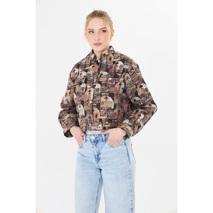 Tok Kumaş Dokuma Desenli Crop Kadın Astarlı Ceket – Premium Mevsimlik Tasarım