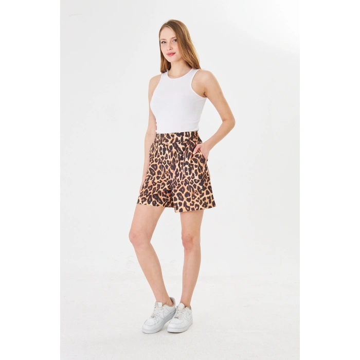 Yüksek Bel Leopar Desenli Kadın Şort – Günlük Rahat Kesim