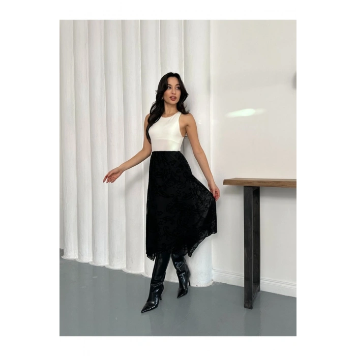 Siyah Yüksek Bel Midi Etek – Akışkan Kumaş, Asimetrik Kesim, Günlük & Davet Şıklığı