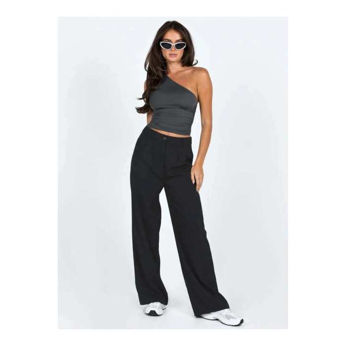 Tek Omuz Detaylı Büzgülü Bluz