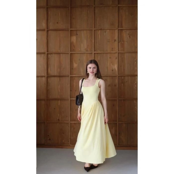 Kadın Kare Yaka Kalın Askılı Şık Tasarım Elbise