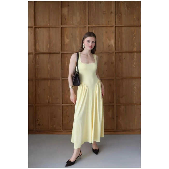 Kadın Kare Yaka Kalın Askılı Şık Tasarım Elbise