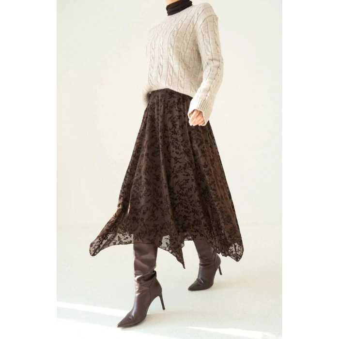 Tül Detaylı Asimetrik Astarlı Uzun Etek