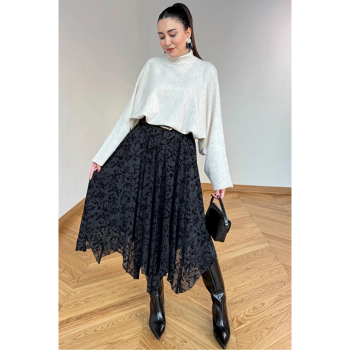 Tül Detaylı Asimetrik Astarlı Uzun Etek