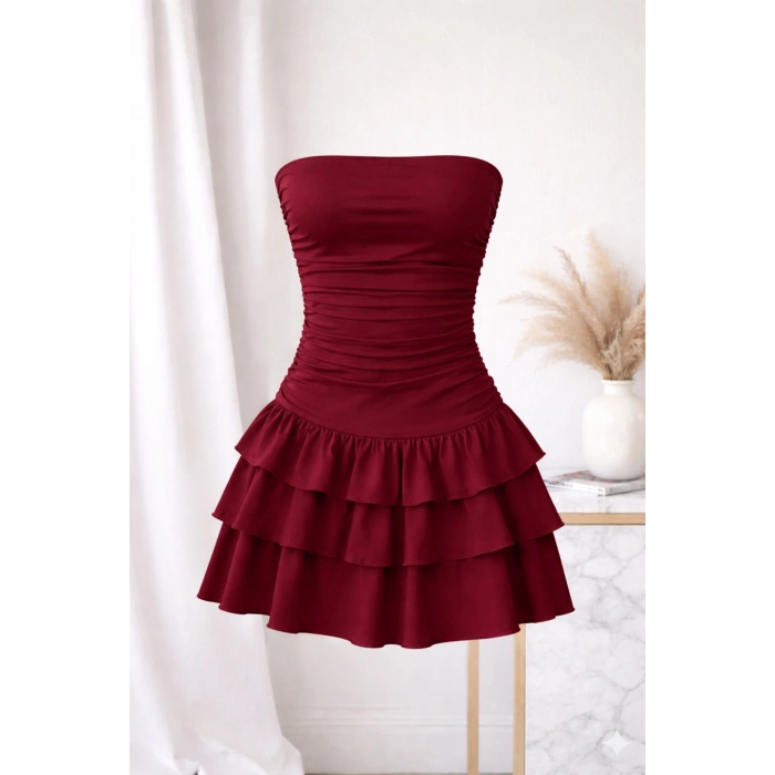 Straplez Mini Elbise | Volanlı Etek, Vücuda Oturan Şık Kesim”