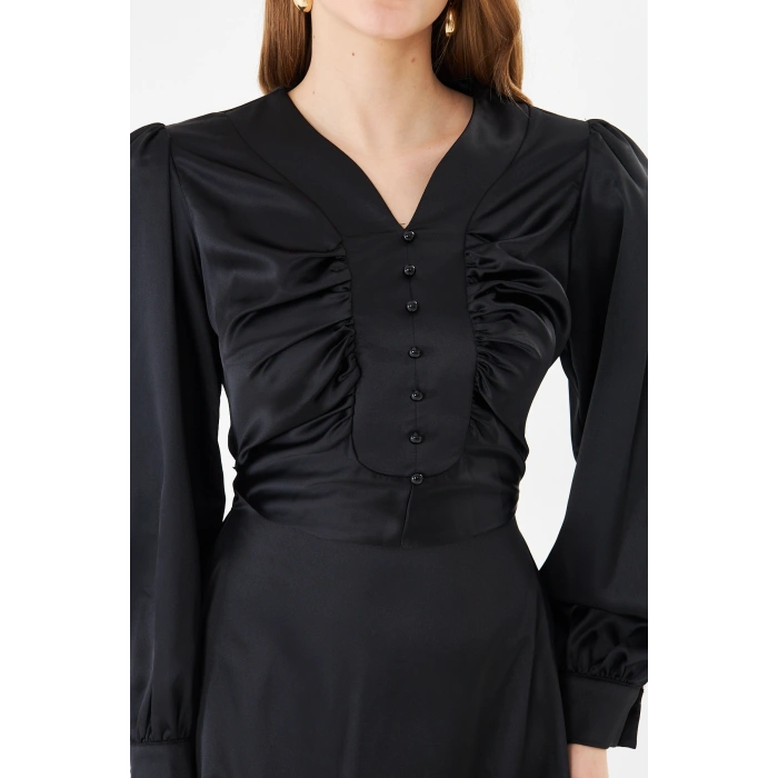 Uzun Kollu Düğme Detaylı Maxi Elbise