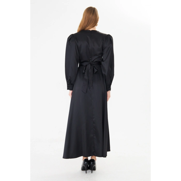 Uzun Kollu Düğme Detaylı Maxi Elbise