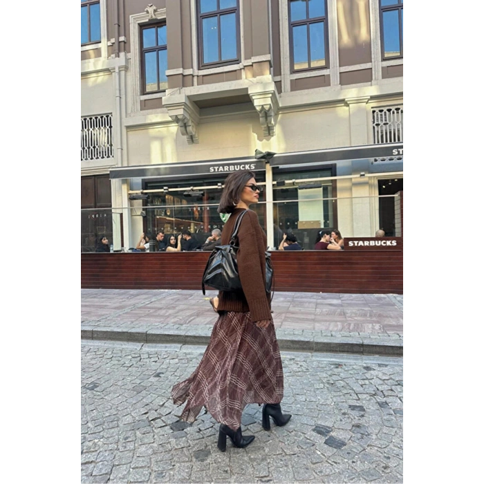 Ekose Desenli Asimetrik Kesim Şifon Midi Etek