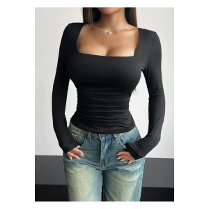 Kare Yaka Basic Dar Kesim Uzun Kollu Body Full Likralı Tam kalıp