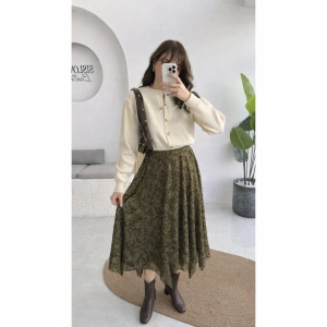 Tül Detaylı Asimetrik Astarlı Uzun Etek