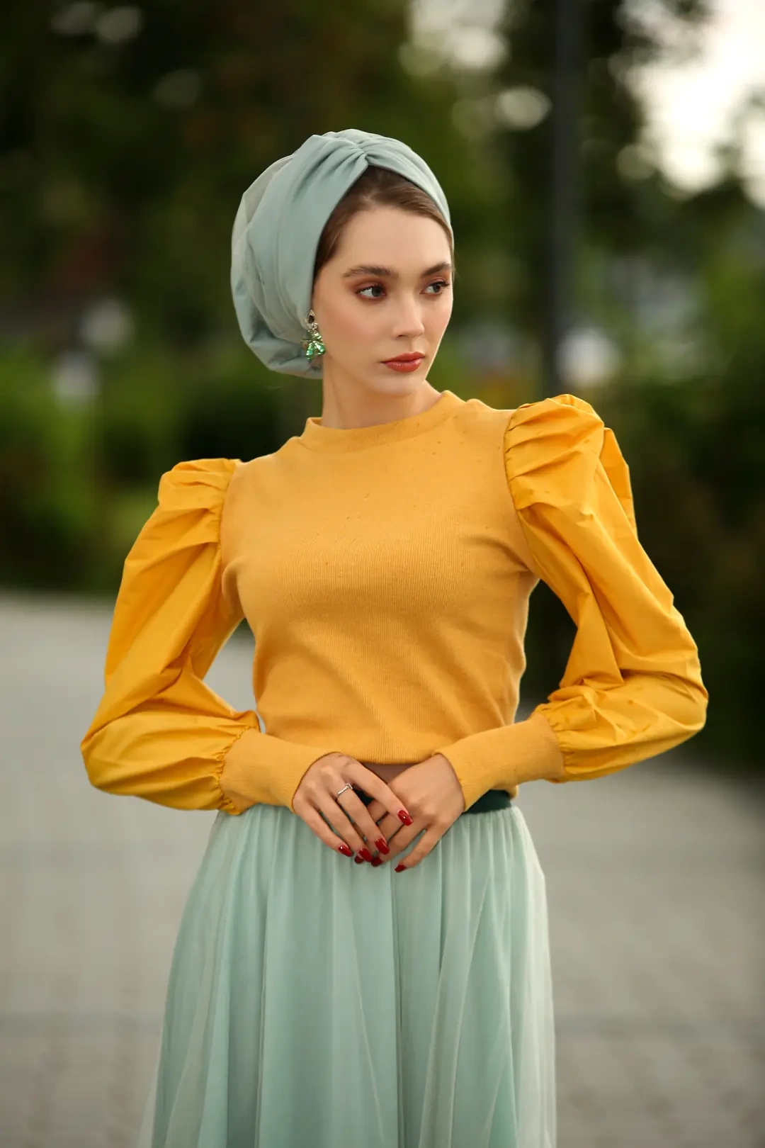 Hesya Dolgulu Günlük Tüllü Bone