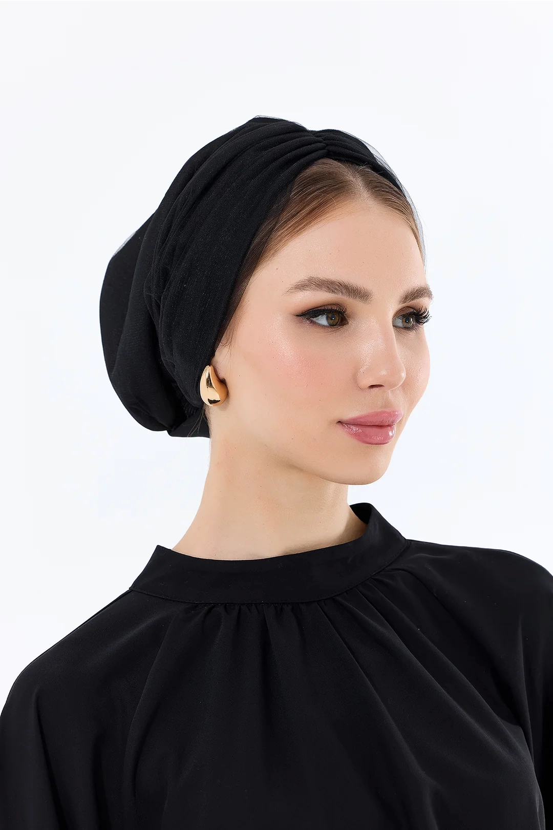 Hesya Dolgulu Günlük Tüllü Bone