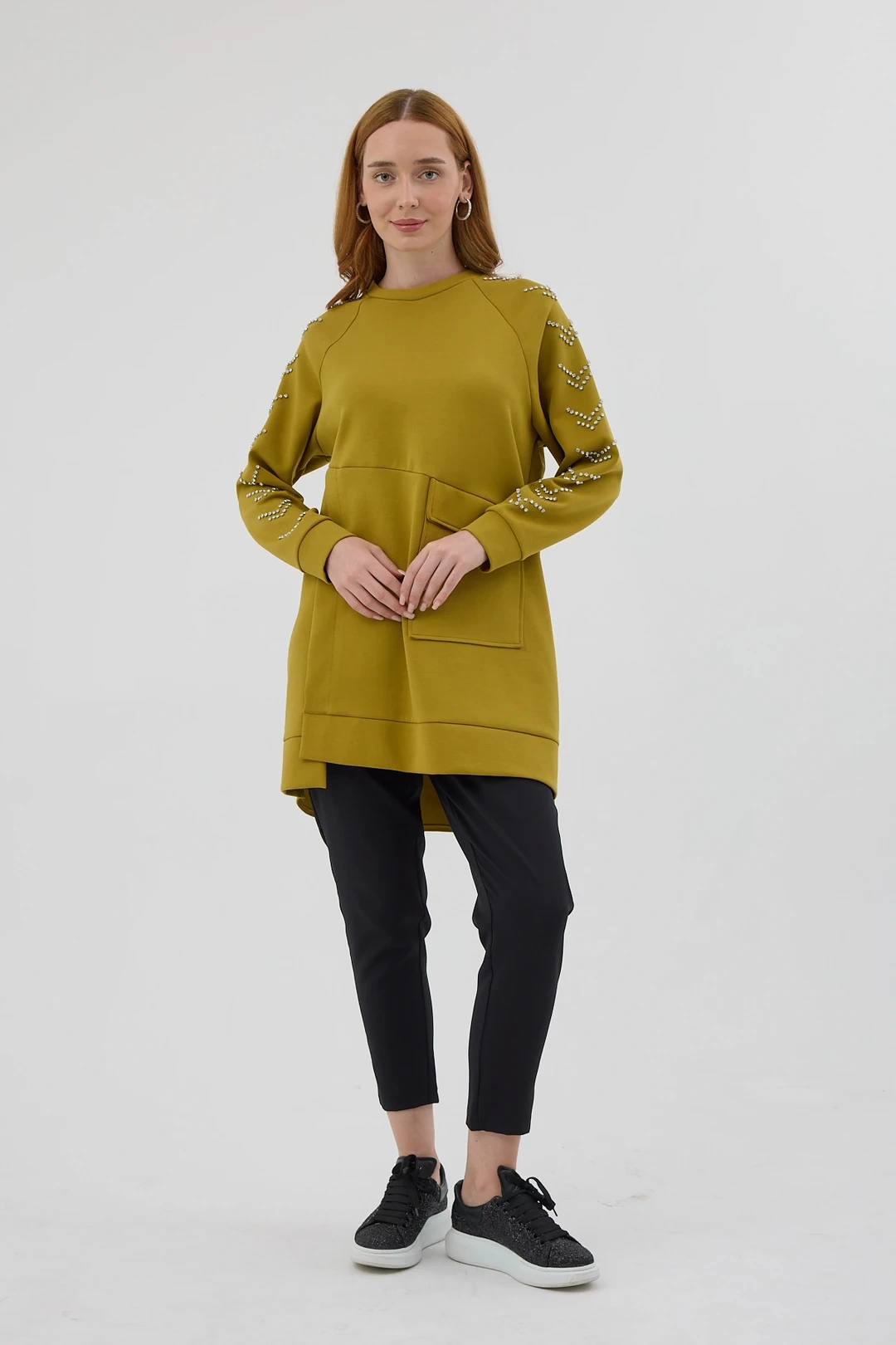 Kolları Çakma Taşlı Önü Cepli Sweatshirt