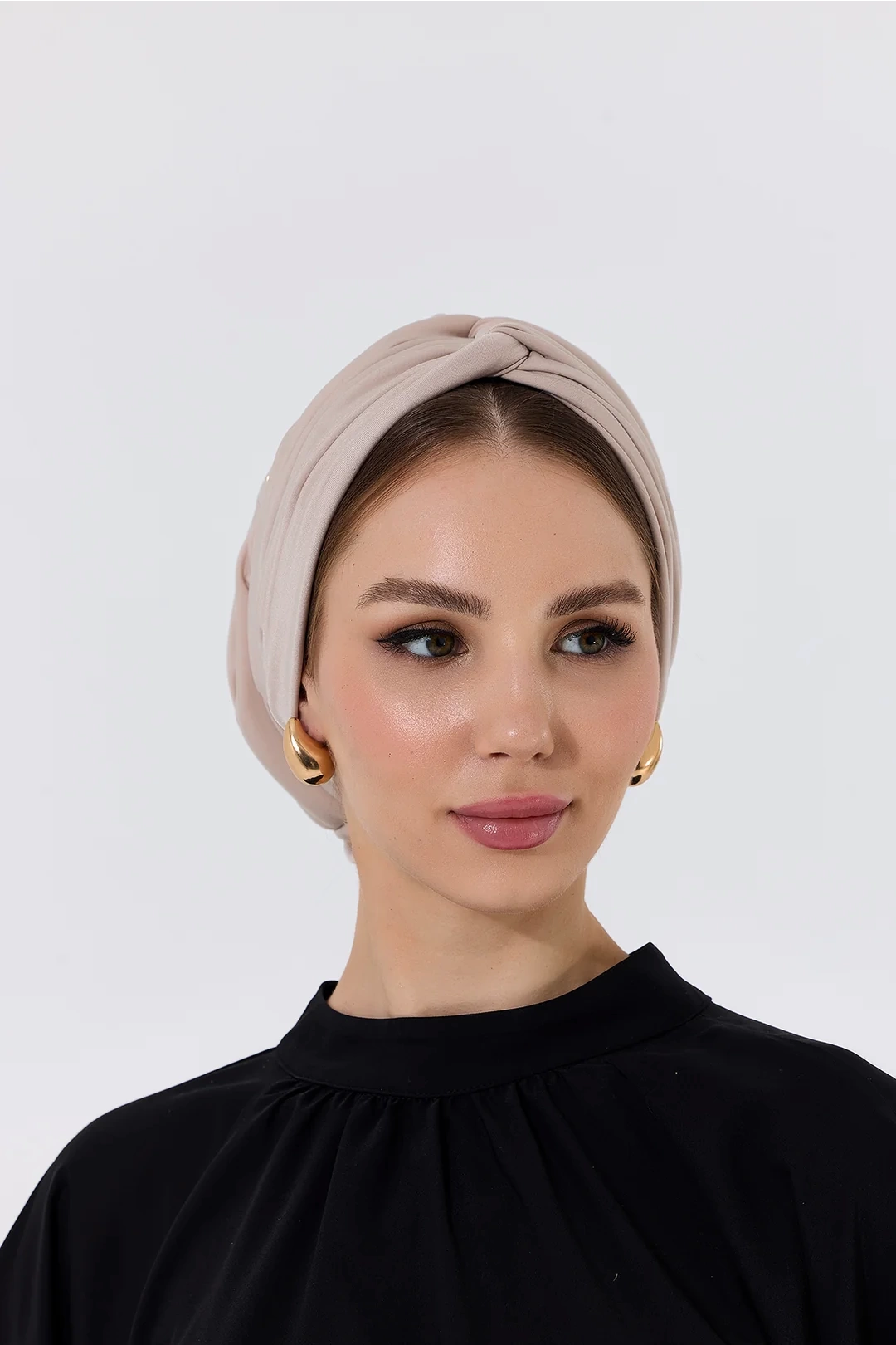 Sisre Burgulu Dolgulu Günlük Bone