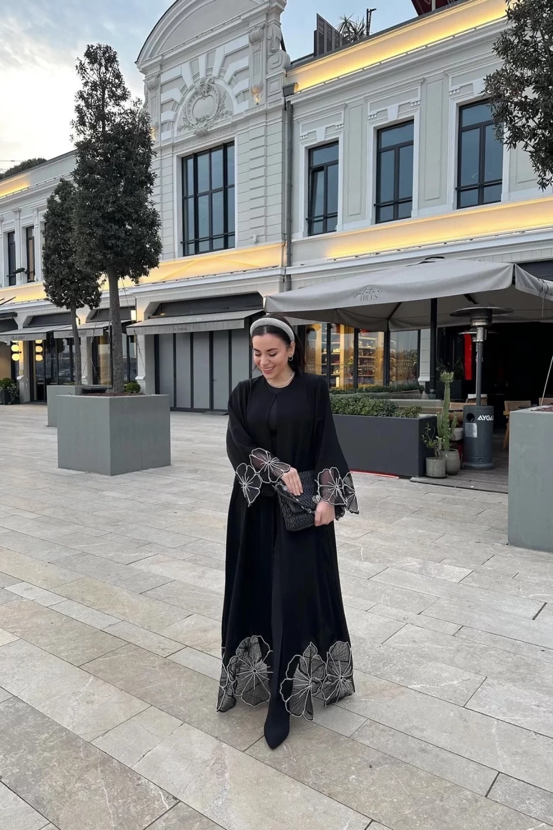 Dubai Abaya