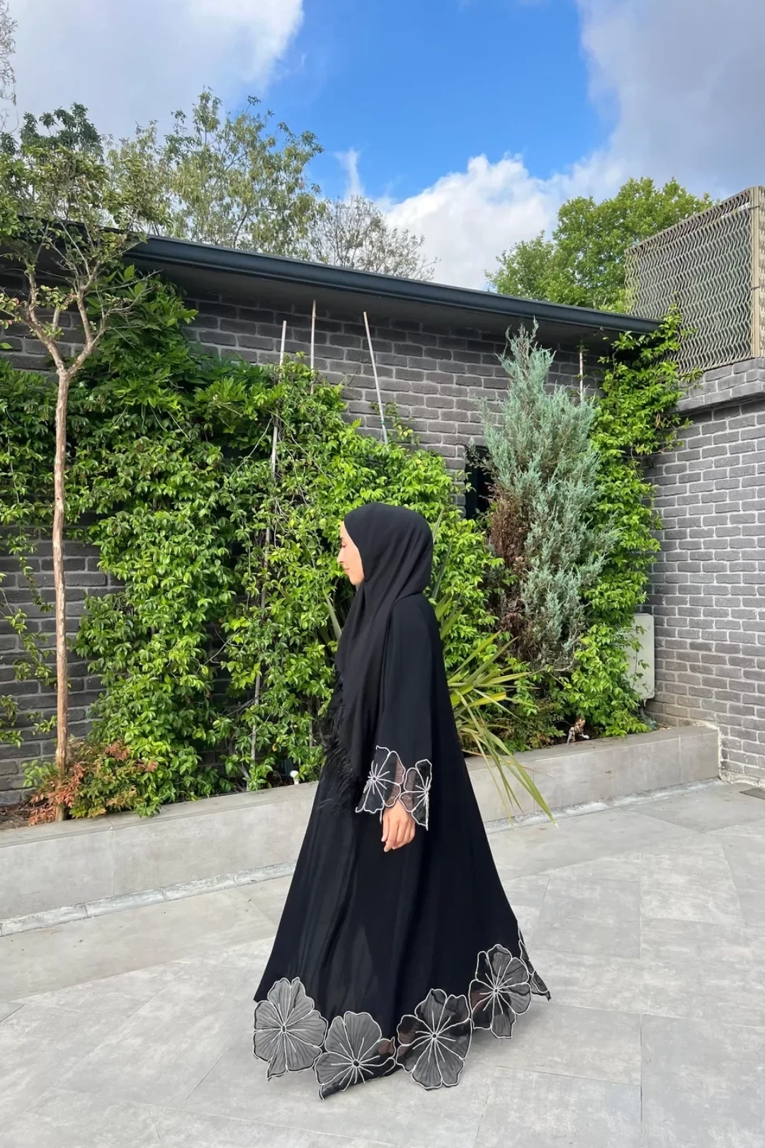 Dubai Abaya