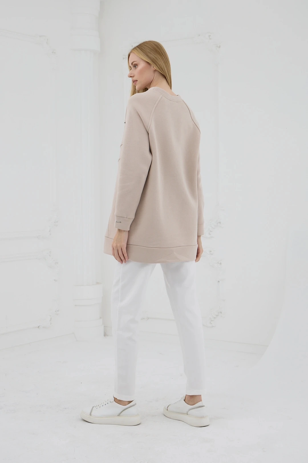 Taş Detaylı Parçalı Sweatshirt