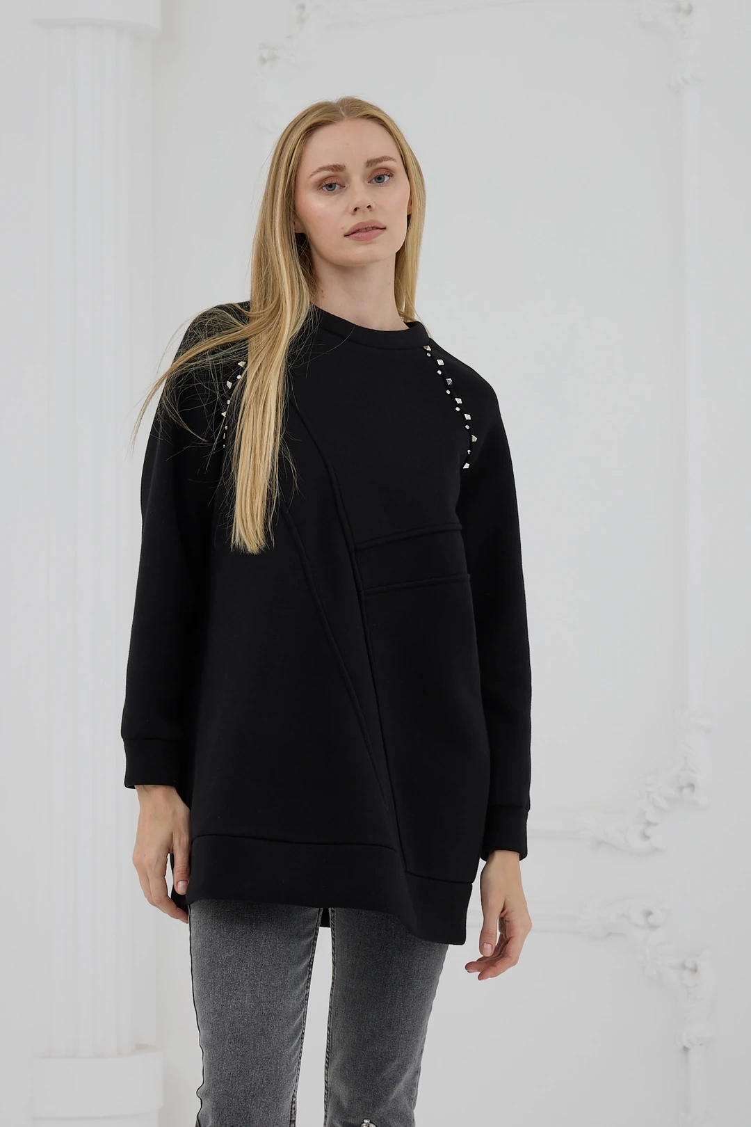 Taş Detaylı Parçalı Sweatshirt