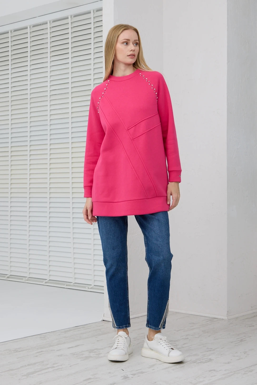 Taş Detaylı Parçalı Sweatshirt