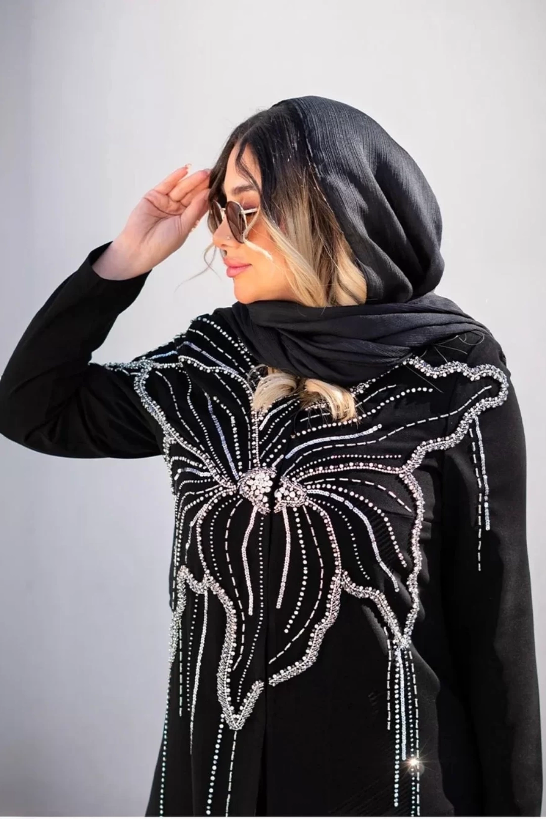 Mina Jebel Abaya