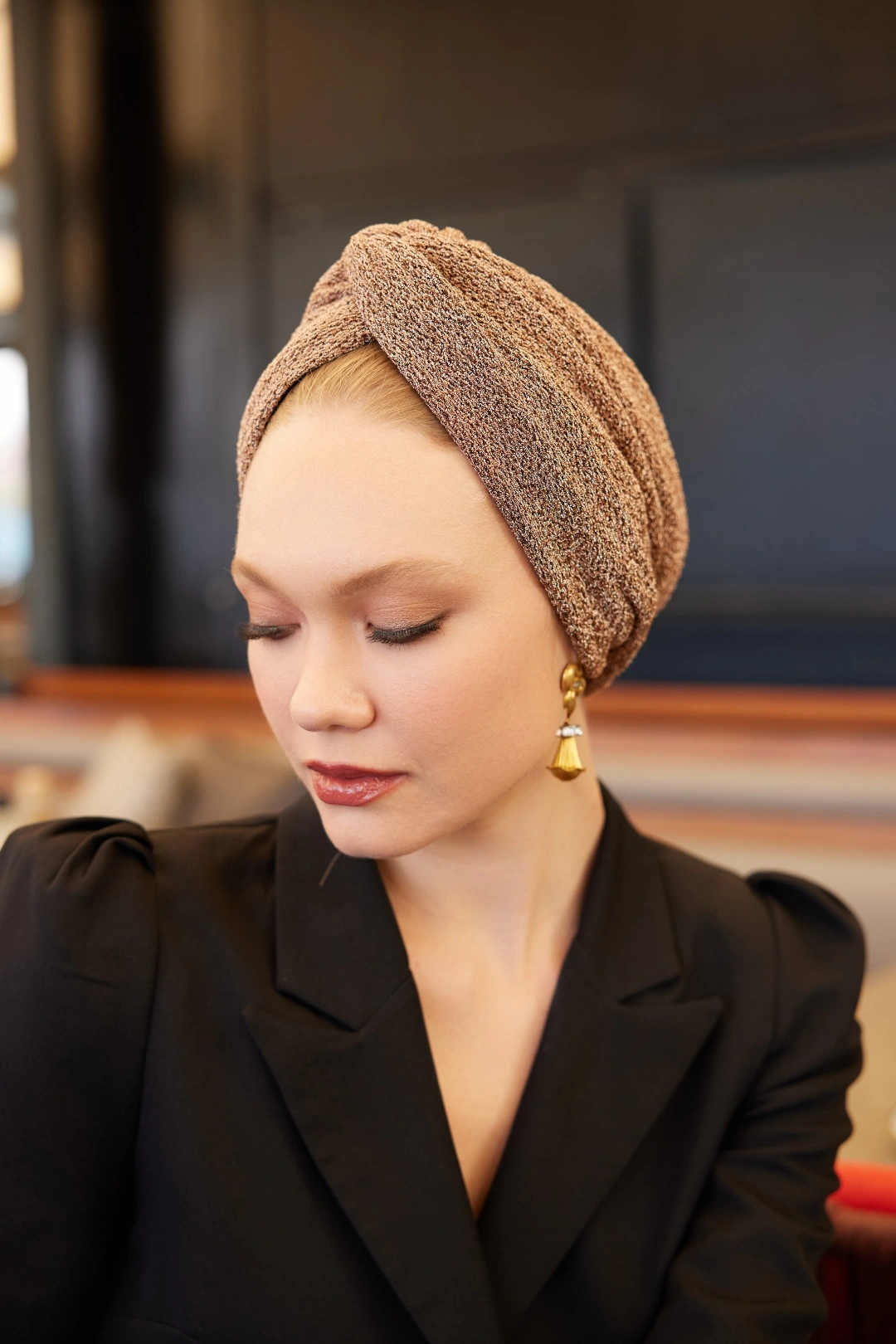 غطاء رأس غير مملوء من نسيج مزجي نحاسي محبوك