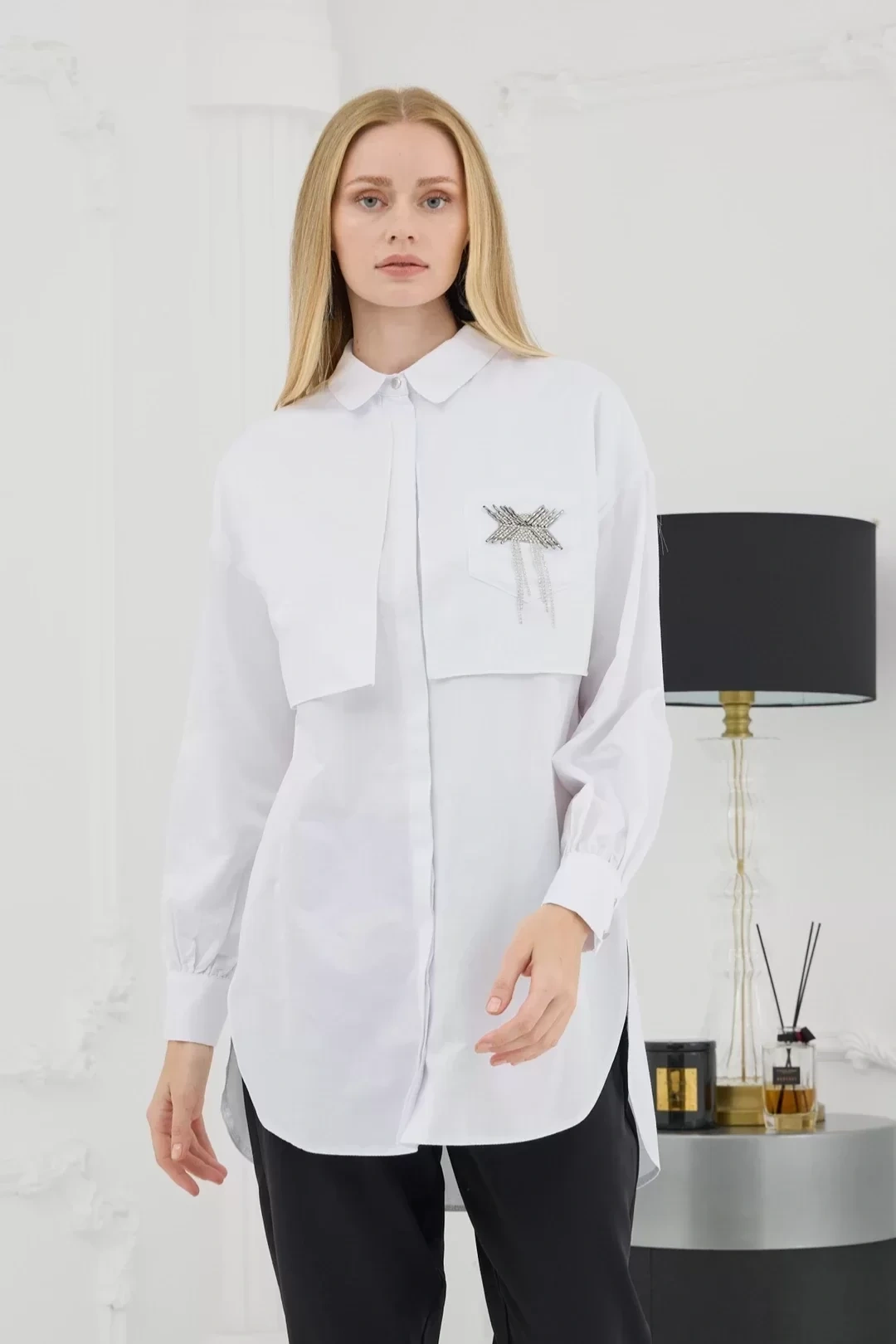 Pocket Stone Embroidered Shirt Ecru