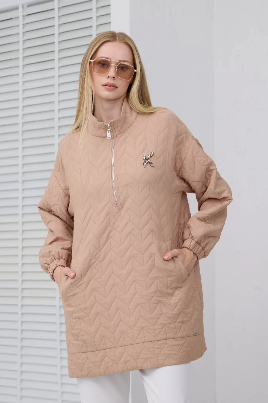 Dik Yaka Kapitone Tunik Bej
