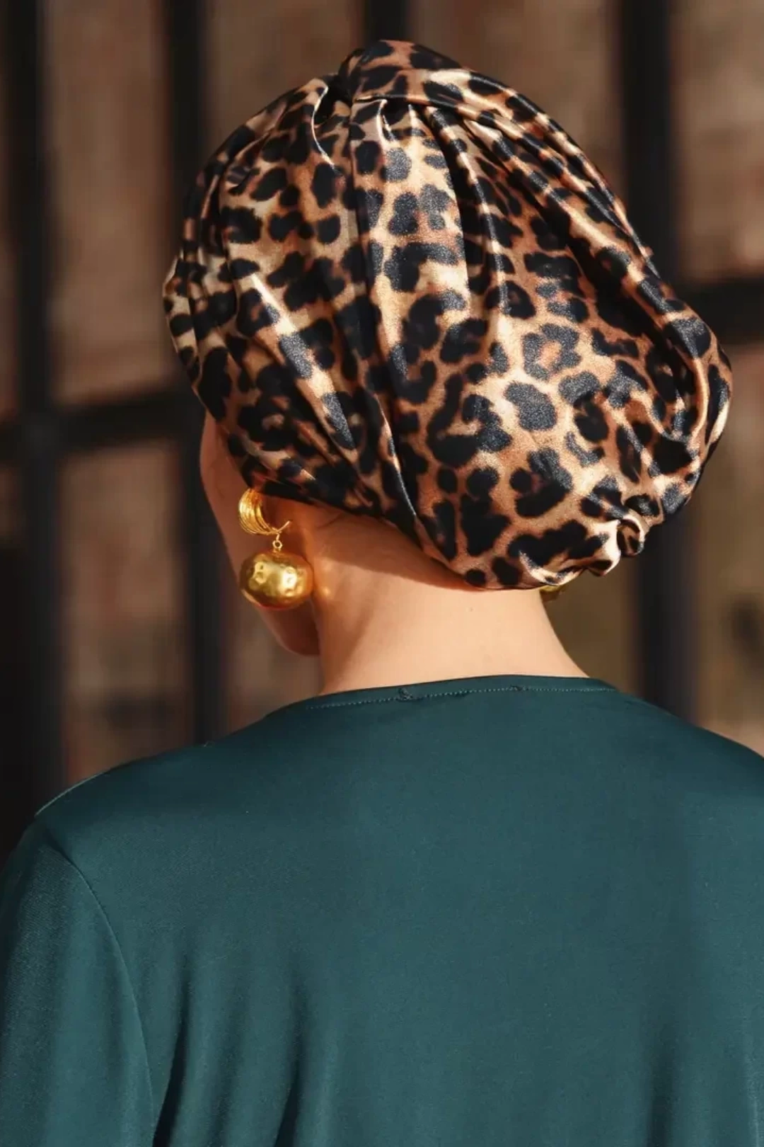 İpek Saten Leopar Desenli Dolgusuz Bone