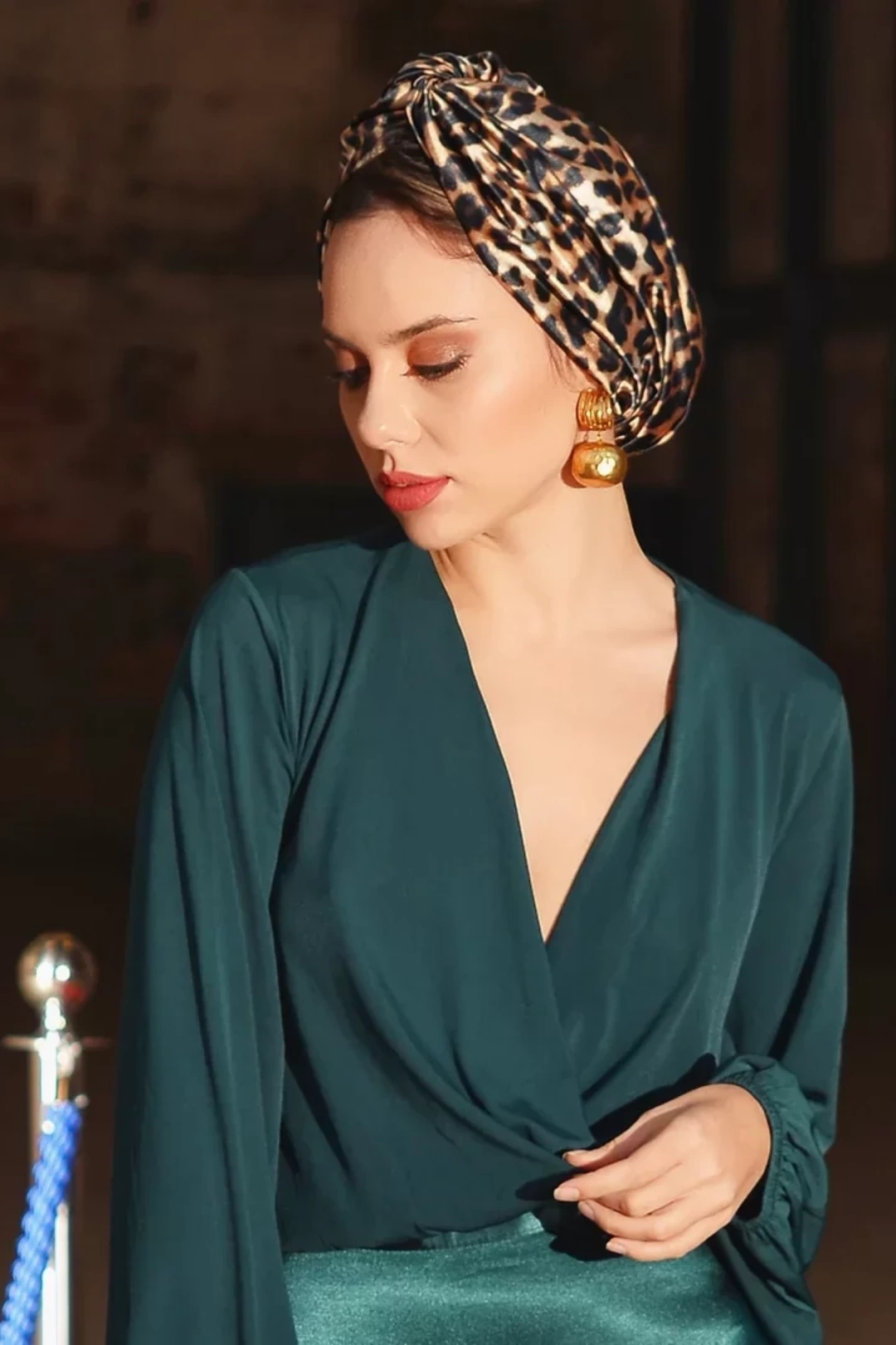 İpek Saten Leopar Desenli Dolgusuz Bone