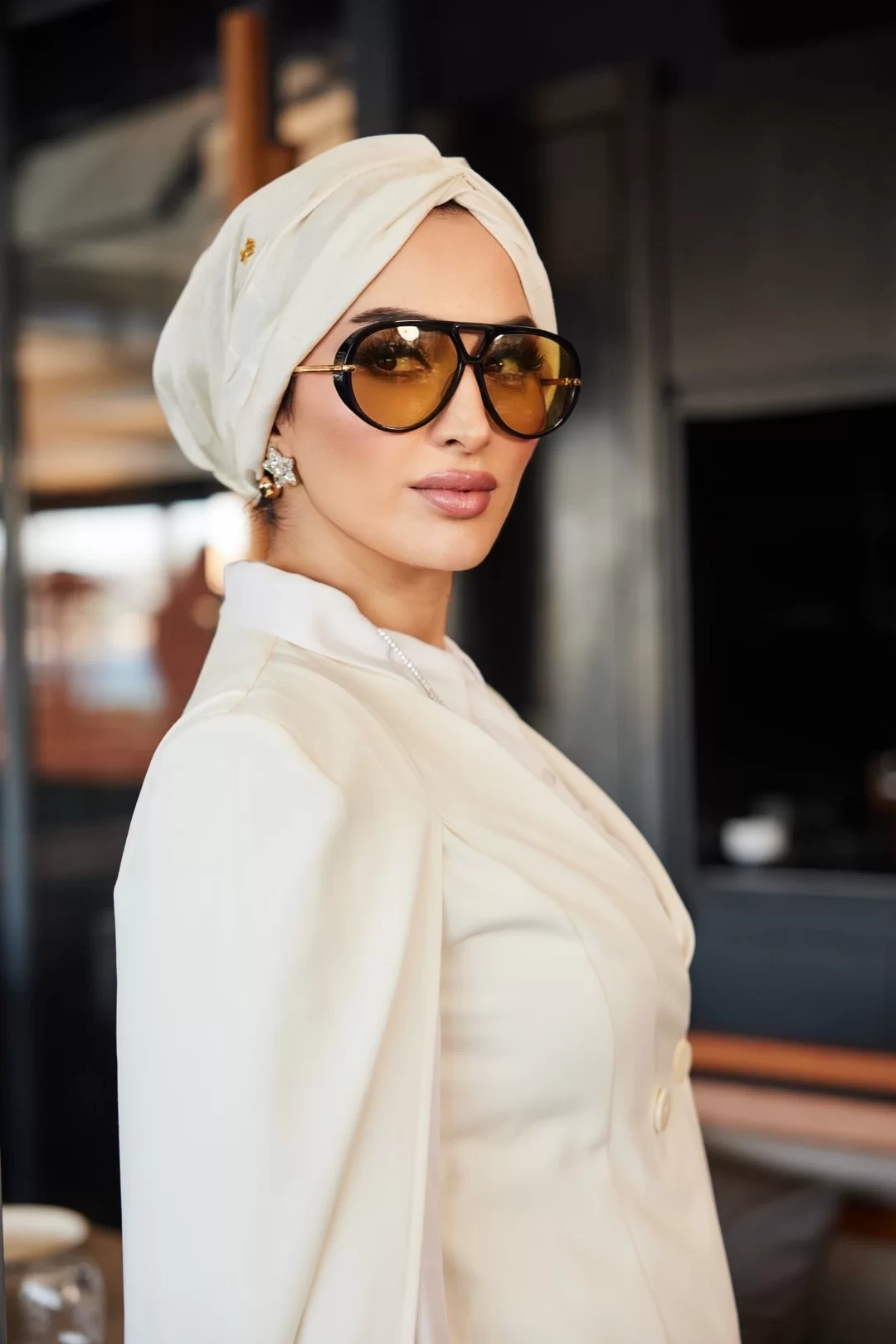 کاپوت پر شده با ابریشم ژاکارد اکرو