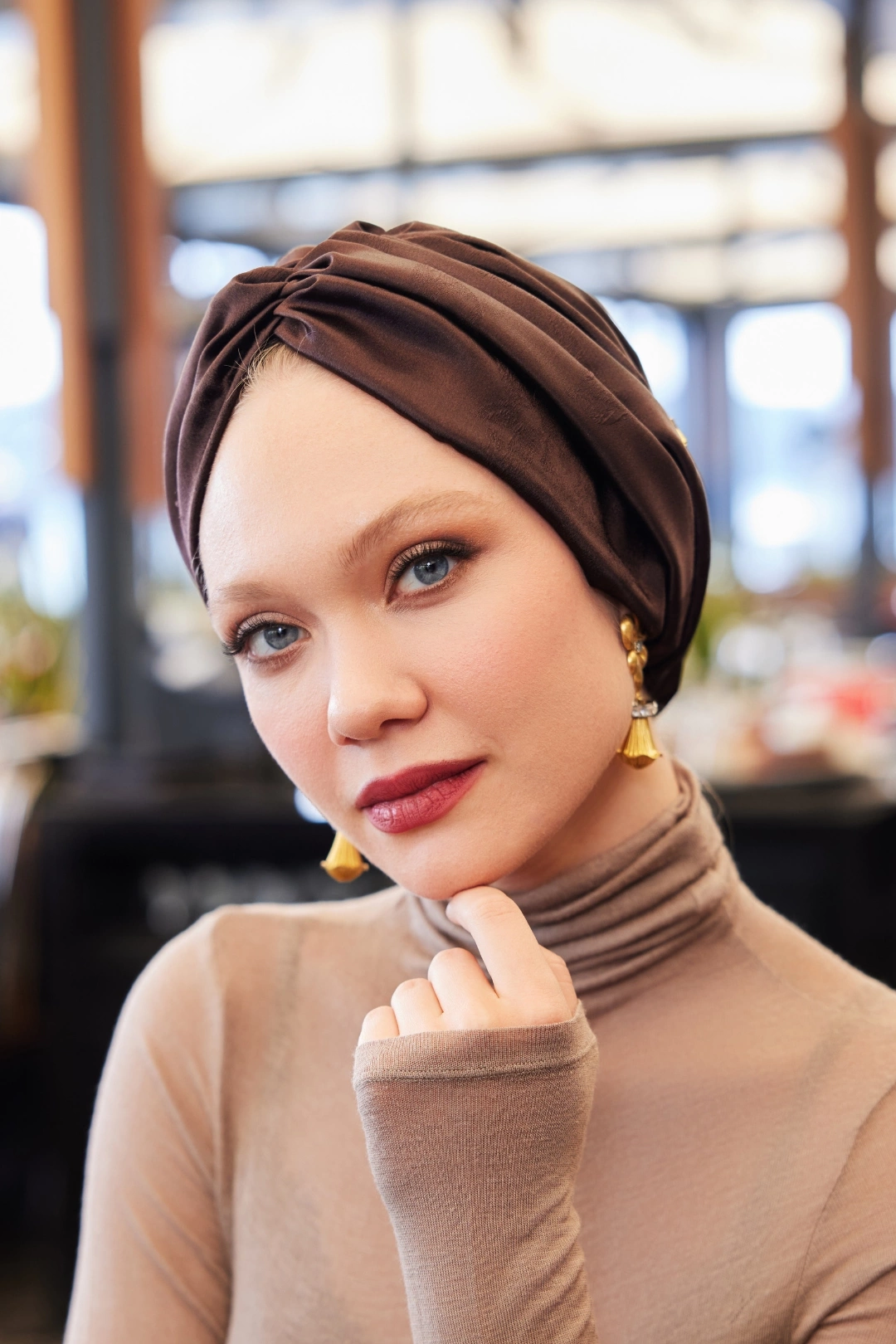 Jacquard Silk Brown Unfilled Bonnet