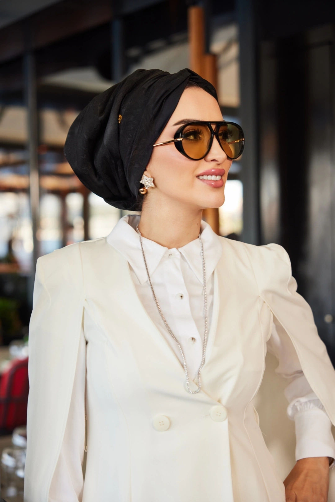 Jakarlı İpek Siyah Dolgulu Bone