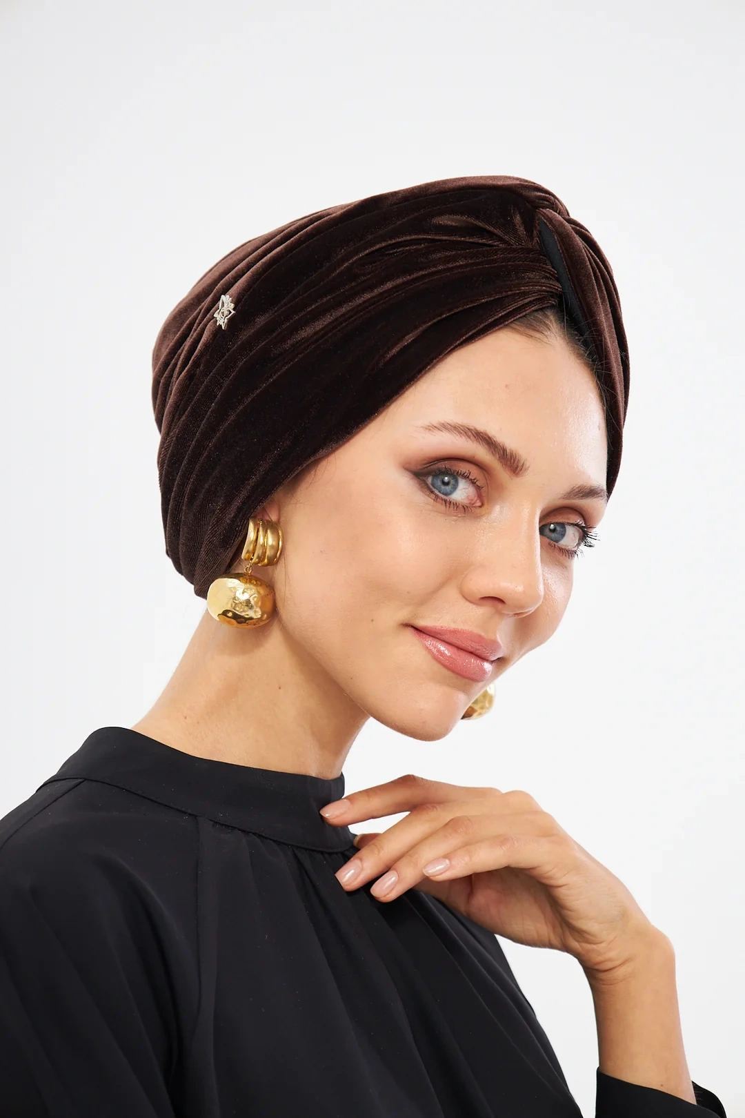 Бархатный ненаполненный чепчик