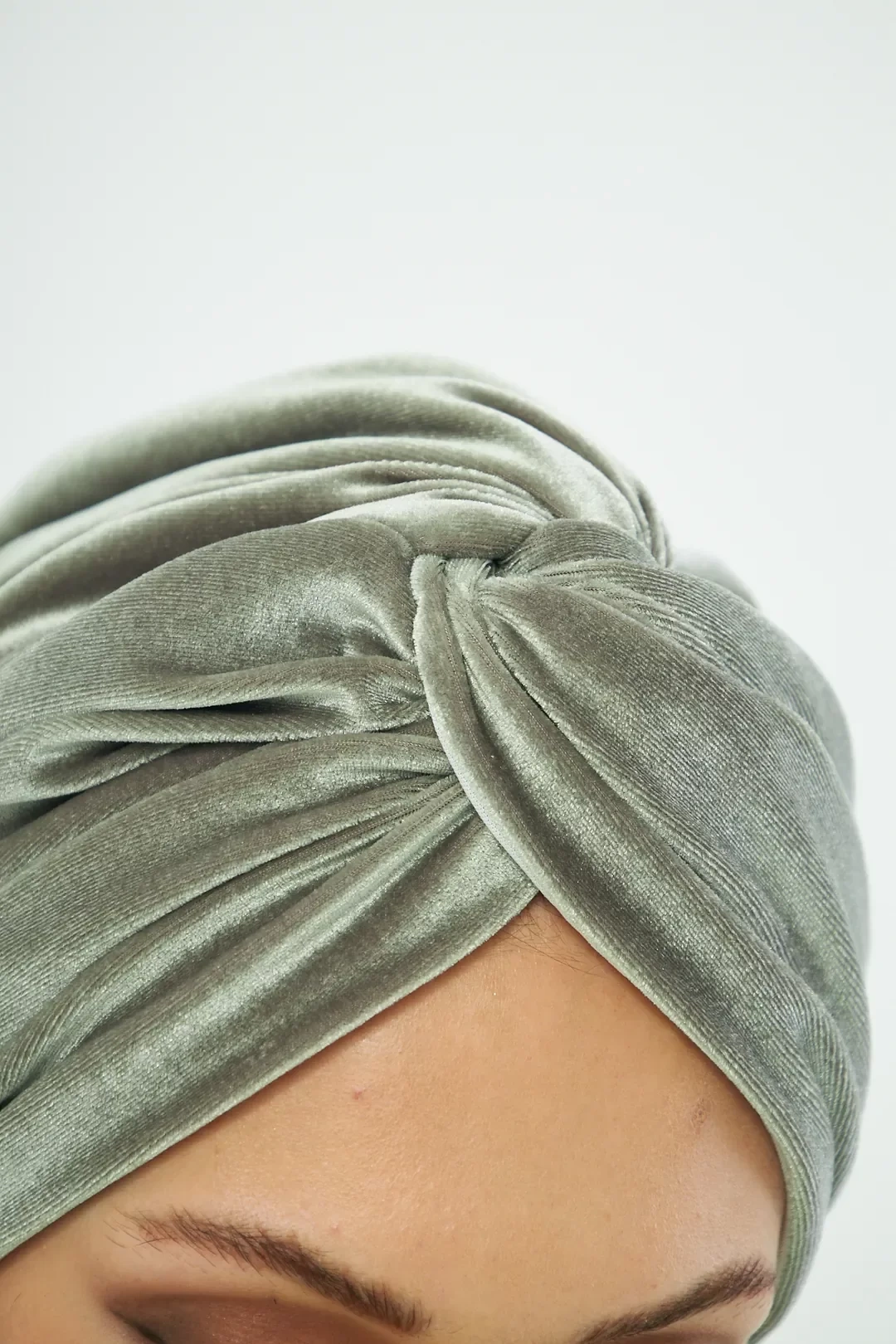 Cuffia di velluto non imbottita in visone