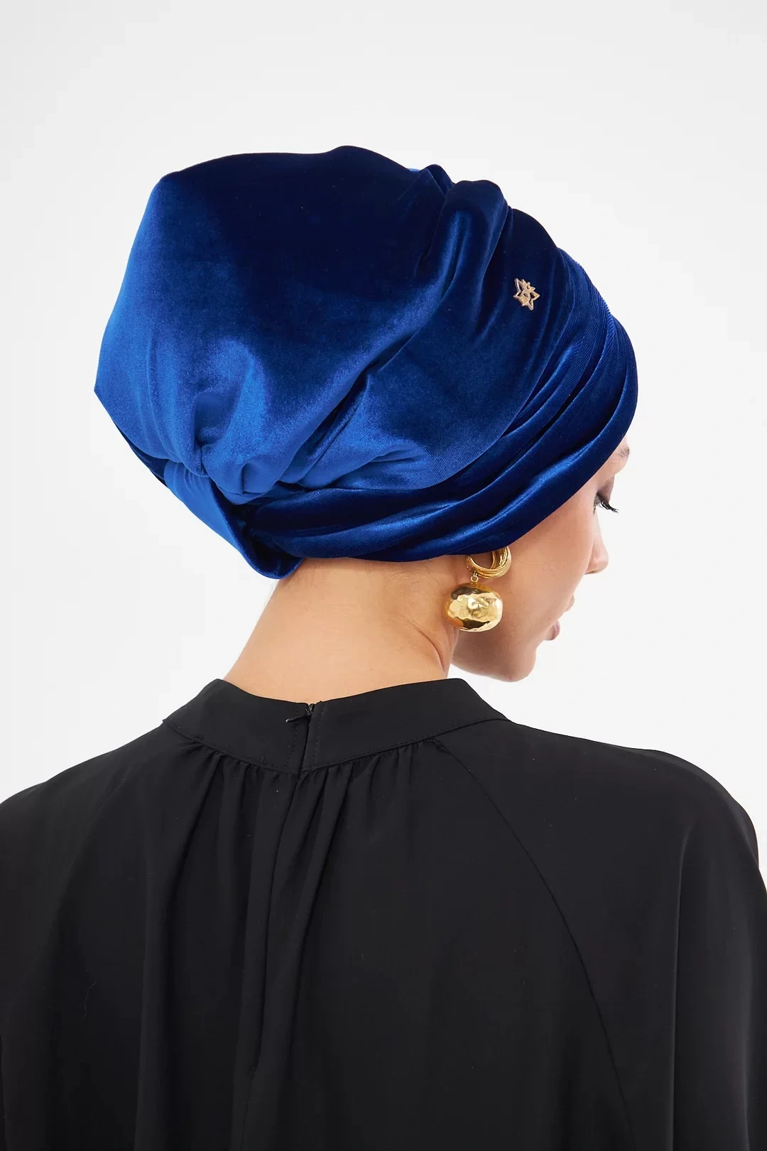 Бархатный драпированный мягкий чепчик Parliament Blue